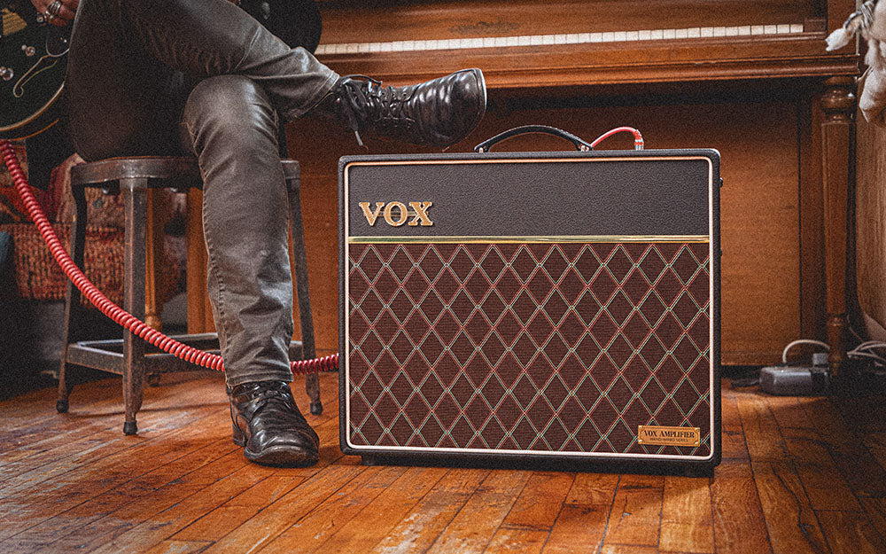 AC4 vs AC10 Hand-Wired: Which Vox icon is right for you?