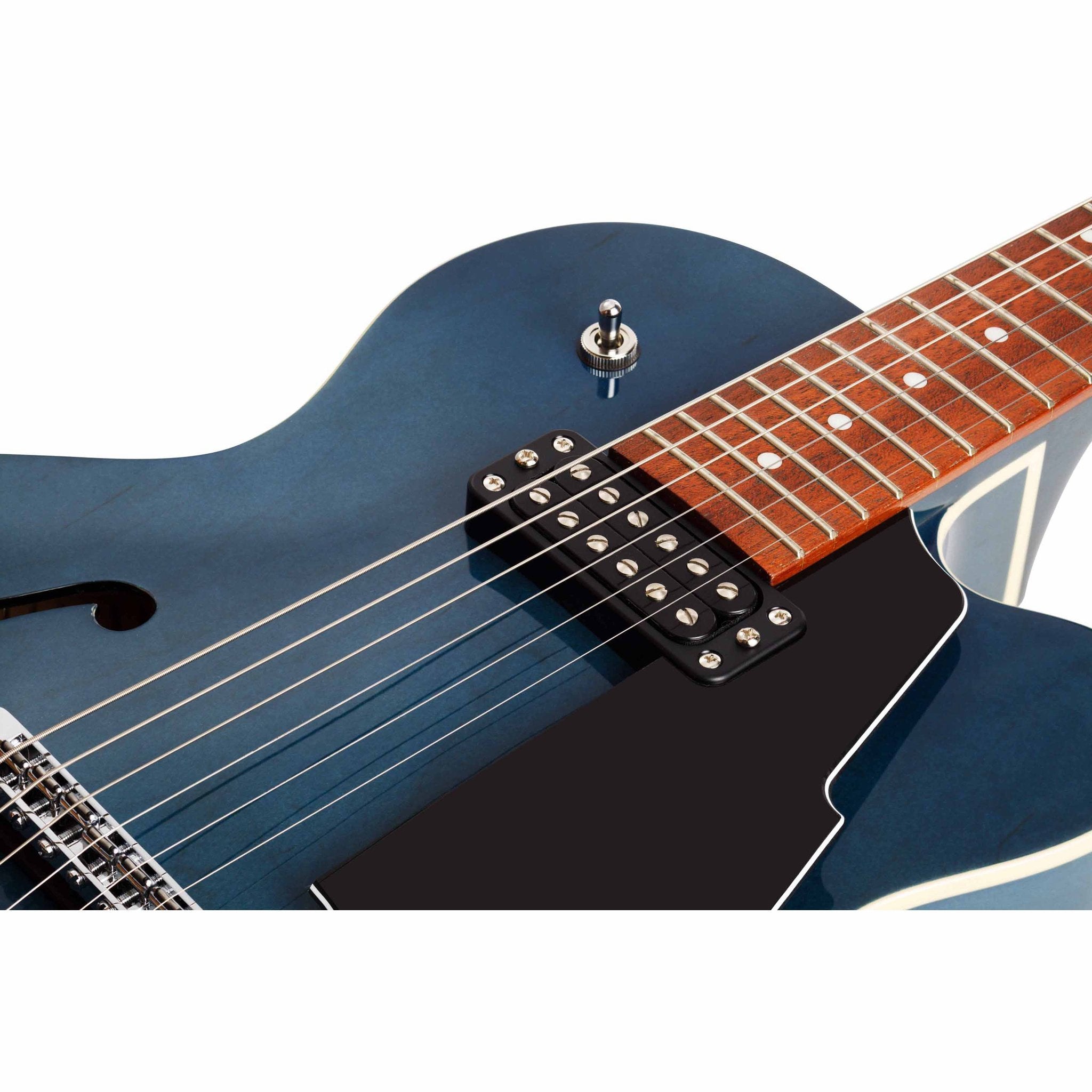 Vox Giulietta VGA-3D Archtop Guitar w/ Aeros D 12